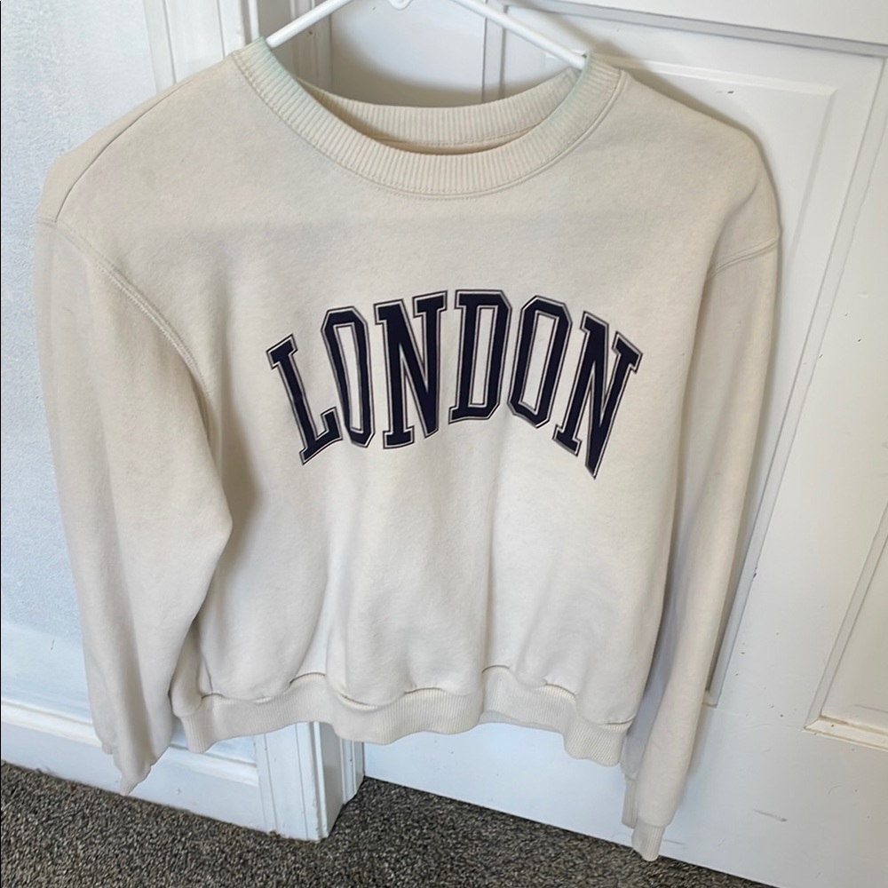 London Graphic White Sweatshirt